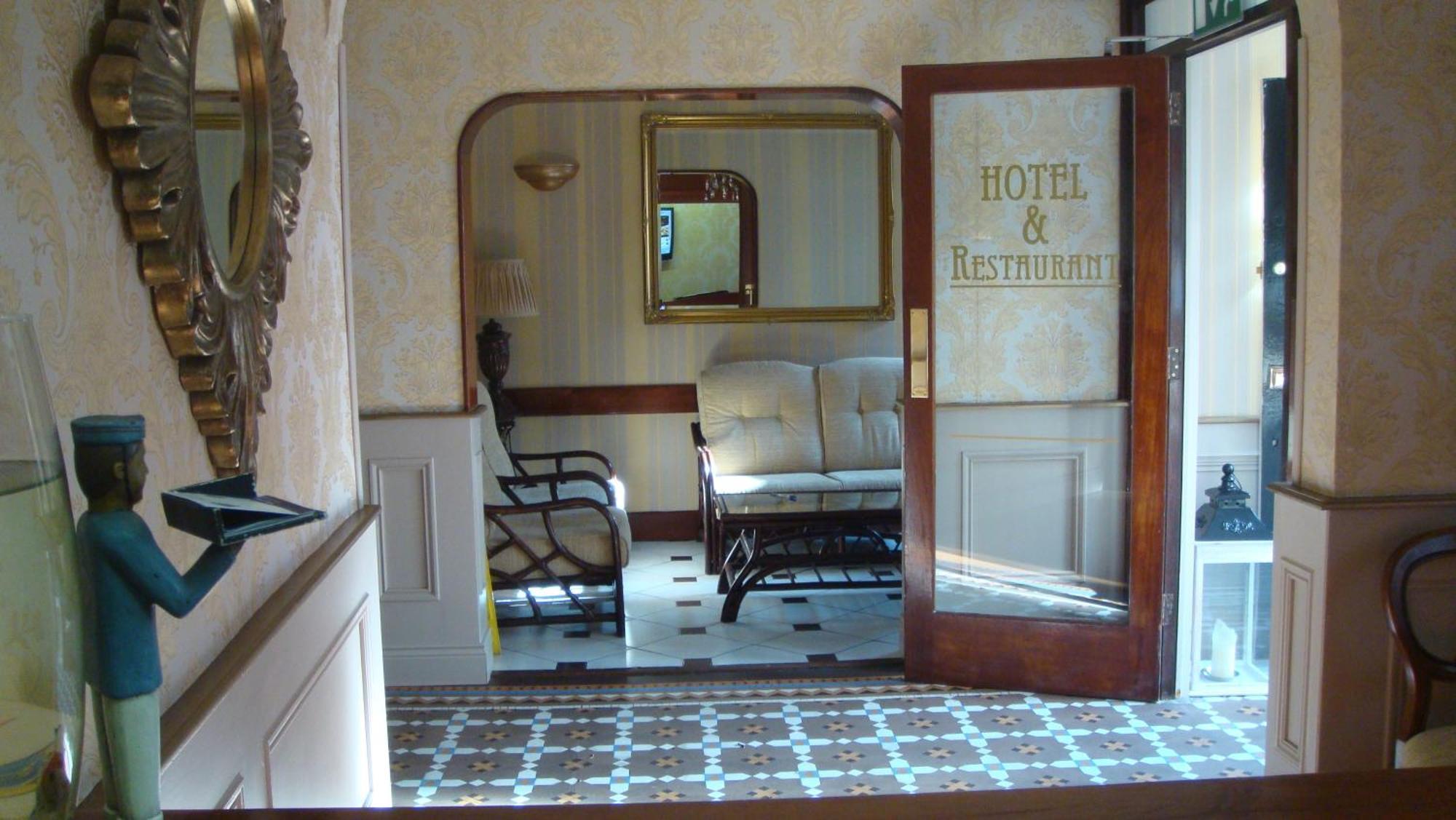 O'Shea'S Hotel Tramore Bagian luar foto